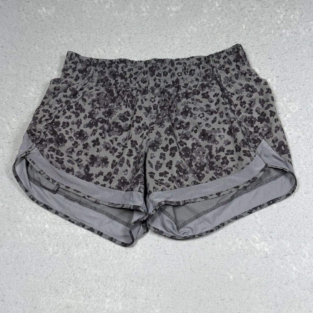 Athleta Shorts Women’s Small Black Gray Leopard Run Racer Workout Gym Animal